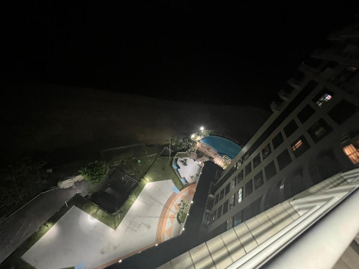 Tropical Hotel Executive Com Varanda Vista Da Ponta Negra Μανάους Εξωτερικό φωτογραφία